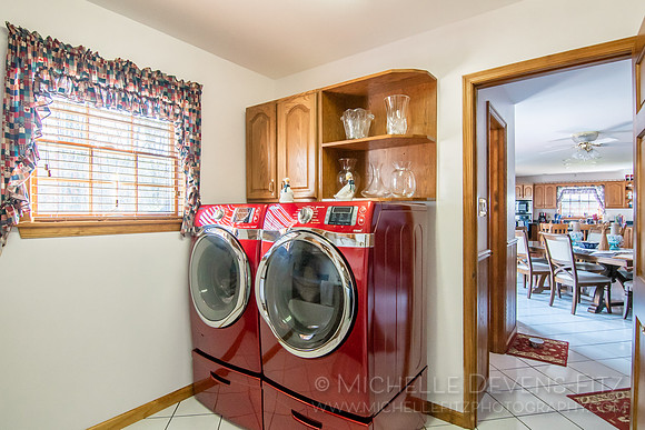 12 Laundry Room 03
