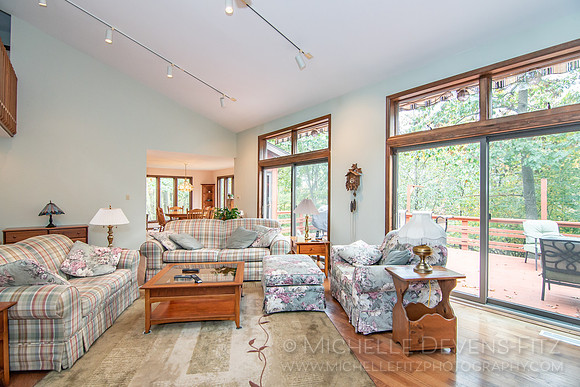 05 Living Room 06