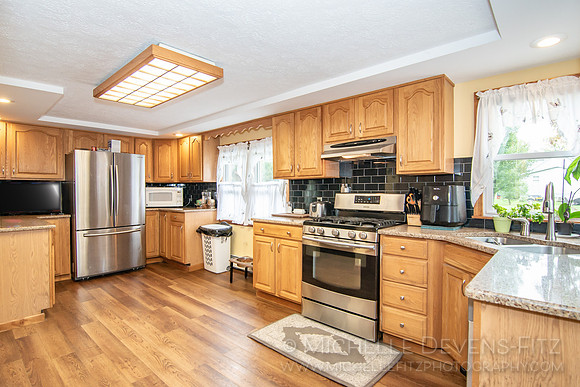 02 Kitchen 01