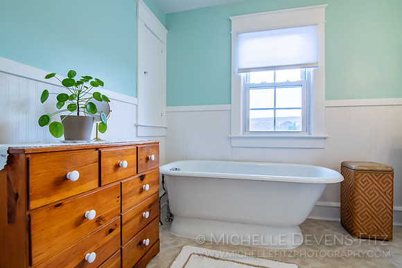 08 Bath2 06