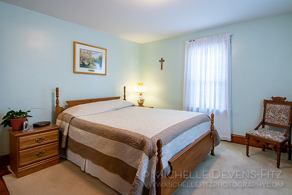 09 Bedroom1 04
