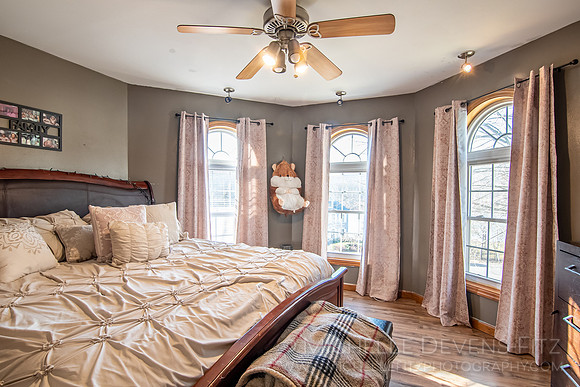 12 Bedroom2 02