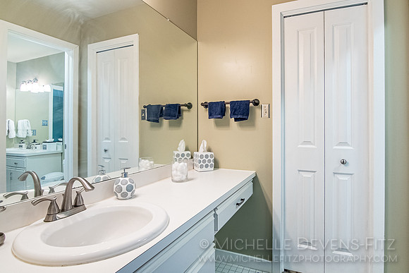 07 Full Bath 01