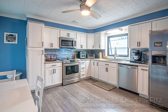 02 Kitchen 01