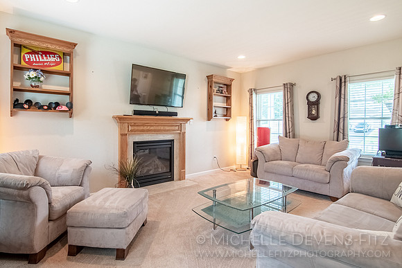 01 Living Room 02