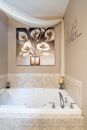 05 Primary Bedroom Bath 03