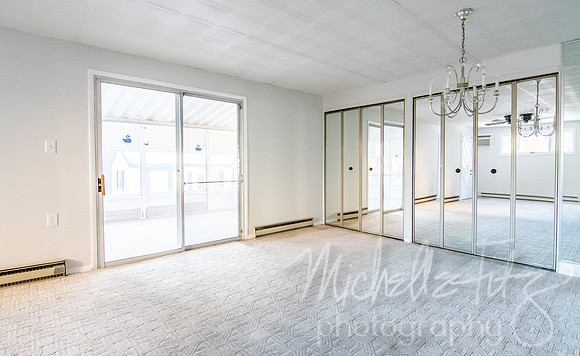 04 Family Room 1