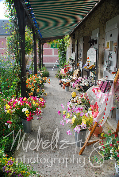 Giverny Flower Shop