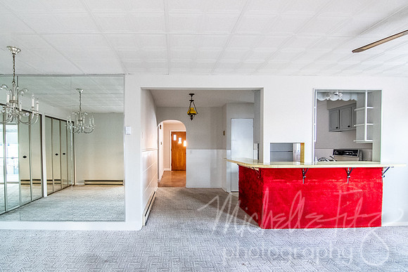 04 Family Room 4